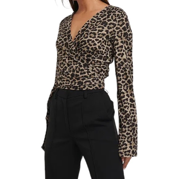 CHEETAH PRINT WRAP-AROUND LONG SLEEVE, V-NECK TOP, STRAIGHT SLEEVES, SIZE XS - Picture 2 of 10
